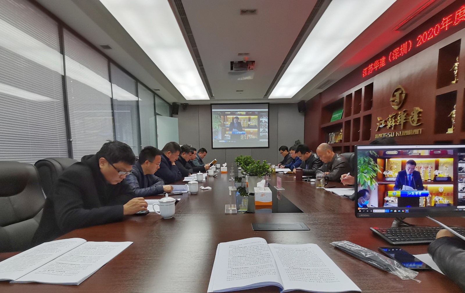 成都.jpg 成都.jpg